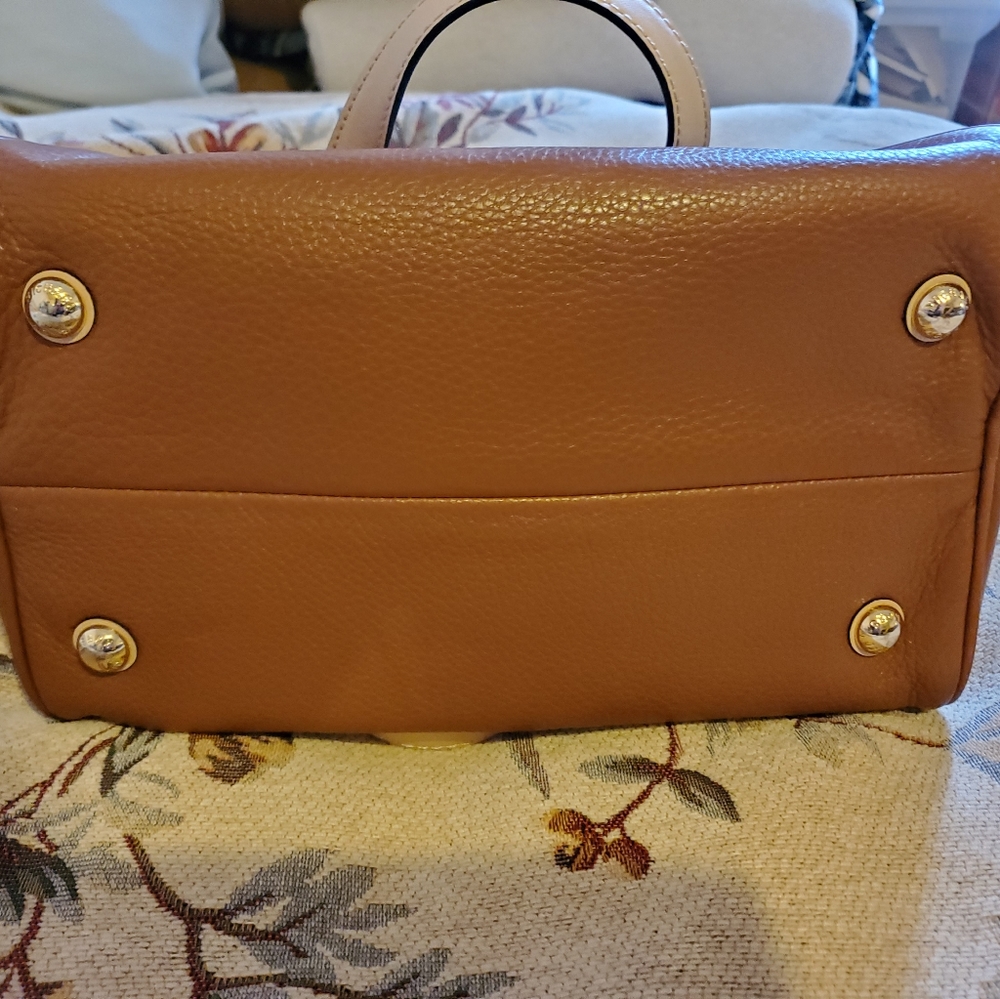 Michael Kors tan leather satchel NWOT - Picture 4 of 4